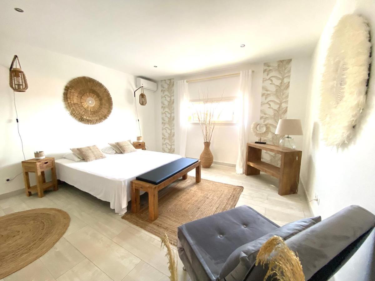 Lestipecheur Fr Villa Grise Avec Piscine Bord De Mer Saint Pierre Eksteriør billede